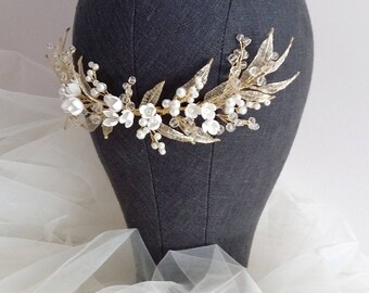 Ivory Gold Bridal hair comb, Gold Bridal headpiece, Bridal hair piece, Wedding hair piece, Wedding hair comb, Wedding headpiece