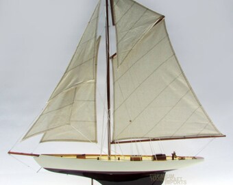 39" Columbia Sailing Boat Model