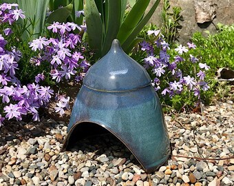Toad House , Ceramic Toad House , Fairy Garden Hut , Toad Abode , Toad Home , Fairy House , Whimsical Garden Decoration !