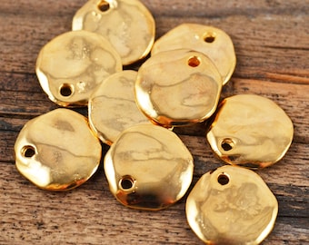 18mm Cornflake Dangle Round - 24 Karat Gold - Mykonos Beads