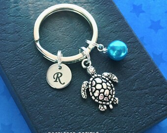 Turtle keyring with pearl - Sea Turtle keychain - Diving gift - Initial keyring - Turtle gift - Stocking filler - Secret Santa - UK seller