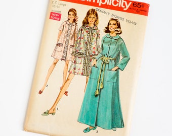 Vintage 1960s Womens Size 40 and 42 Robe in Two Lengths Simplicity Sewing Pattern 8458 FACTORY Folds / b46-48 w38-40.5