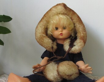 Children's hat made of sheepskin. Light beige hat Warm hats made in the USSR Winter hats for boys or girls Beautiful design is warm and cozy