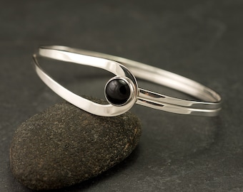 Silver Bracelet- Black Onyx Bracelet- Sterling Silver Latch Bracelet- Handmade Bracelets Silver- Black Onyx Jewelry
