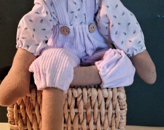Lavender the Lamb ~ OOAK ~ Primitive ~ Folk Art ~ Collectible ~ Long Legged ~ Barn Yard ~ Lamb Dollie