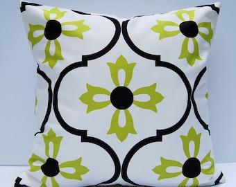Green Decorative Pillow Cover, Green and White Geometric Throw Pillow, 18x18 Cushion Cover