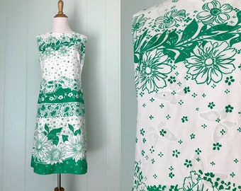 1970s Alex Colman White Floral Shift Dress | 70s Sleeveless Bright Green Flower Print Day Dress | Vintage Butterfly Embroidered Daisy Dress