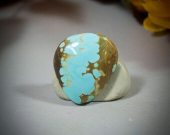 Number 8 Turquoise Cabochon 40-4678