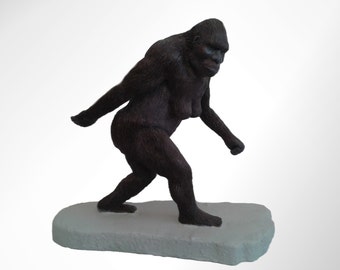 Bigfoot, Sasquatch Sculpture, One of a Kind! Based on the Patterson - Gimlin Film Subject!