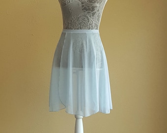 Adult 6 panel open skirt: "Passion"