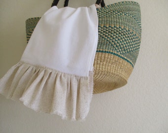 French Country Table Runner, Modern Table, Rustic Table Runner, Ruffled Table Runner, Wedding Table, Farmhouse Runner