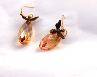 Bee Earrings, Golden Honey Topaz Crystal, Drop Earings, Dangle earrings Gifts for wife, Girlfriend gift, for women, Bumblebee Lover Jewelry