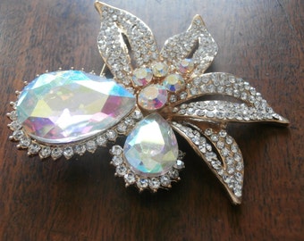 Murano Glass Diamond Tear Drop Pin