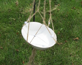 White Bird Bath, Hanging Bird Bath, Decorative Bird Bath, Cream Bird Bath, Ceramic Bird Bath, Garden Bird Bath, Garden Decor, Gift for Her