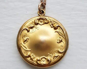 Antique Art Nouveau Floral Repousse Round Gold Filled Photo Locket Necklace, No Monogram, Personalized Pendant