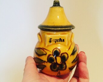 Paprika Pot