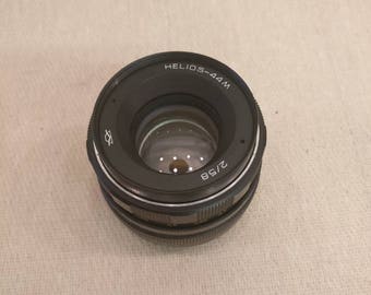 Helios 44m 2/58 screw mount lens, made in USSR