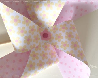 Paper Pinwheels-Mills-Spinwheel-table decoration and favors