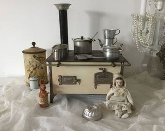 Antiker Küchenherd Emaille Puppenmöbel Metall Backofen Puppenhaus Puppenstubeneinrichtung*CoeursDeCaschel*