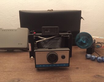 Vintage Polaroid 210 Camera - Tested and Functional - Battery, Bag, Flash and Bulbs - Wedding Gift, Anniversary, Party, christmas