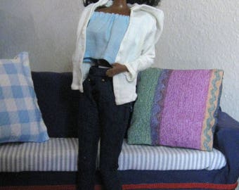 Jeans with real pockets for Barbie