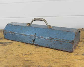 Industrial Blue Rusty Metal Tool Box, Vintage Toolbox, Vintage Tool Chest, Latches, Industrial Decor, Wide Toolbox, Blue Decor, Blue Metal