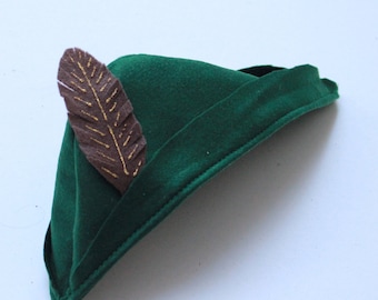 Robin hood Hat - Felt Pixie Hat - Peter Pan Hat - Green Peter Pan Hat - Hat with a feather - Robin Hood Hat - Green Beret