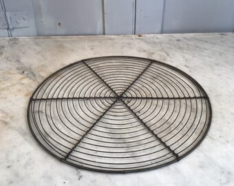Vintage wirework round circular cake baking cooling rack