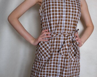 Kingham Brown & White Sleeveless 1960s Dress (UK Size 14)