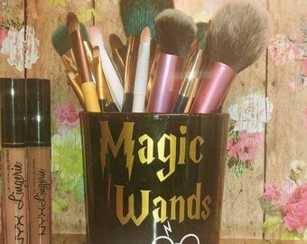 Magic Wands Makeup Brush Holder //Muggle Sticks // Potter Fan Gift