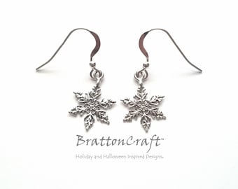Silver Snowflake Earrings - Sterling Silver Snowflake Earrings - Winter Earrings - Winter Wedding Earrings - Christmas Earrings