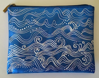 Pouch blue vinyl 'Waves'