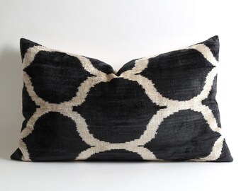 velvet pillow, decorative pillow, throw pillow, ikat, ikat pillow, velvet, pillow cover, accent pillow, decorative pillows, ikat pillows