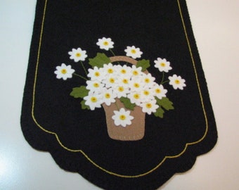 Hand Stitched 37-1/2" X 13-1/2" PICKING DAISIES Wool Felt Table Runner - Fiber Art - Wool Applique - Home Decor - Folk Art - Primitive Art
