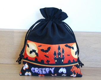 Drawstring Trick or Treat Bag, Halloween Gift, Haloween themed bag, Gift Bag, Haloween Gift Bag, Party Bag, Haunted House, Bats
