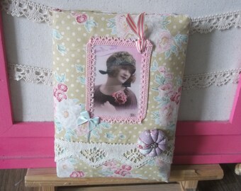 Book in mistletoe woman old yoyo flower