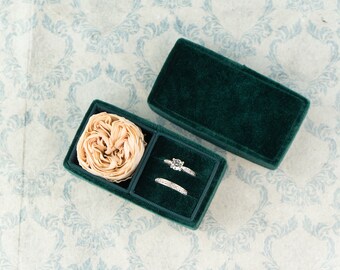 Velvet ring box - Proposal ring box - Vintage ring box - Wedding gift - Green + Flower