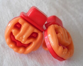 Set of 2 VINTAGE Orange Snap Together Pumpkin Jack o Lantern Plastic BUTTONS