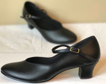 Vintage Capezio Black Leather Mary Jane Dance Shoes Heels Pumps Size 9