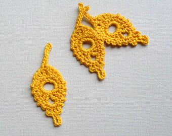 8 Gold Leaf Appliques -- Crochet Willow Leaves