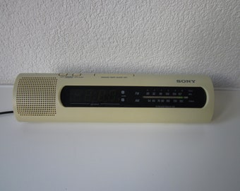 Vintage Sony clock radio alarm clock radio ICF C760