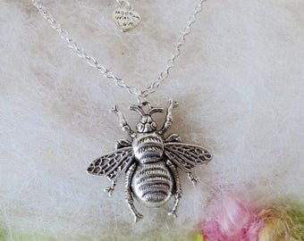 Honey Bee Necklace Silver Bee Pendant Garden Vintage Inspired Detail Pendant Bumble Wings Bee Keeper Silver Chain Whimsical Jewelry Retro