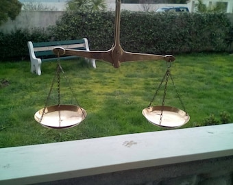 Old scale scourge, vintage, balance antique