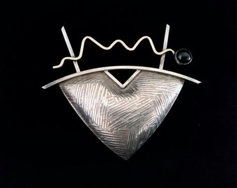 Modernist K. Keyworth brooch