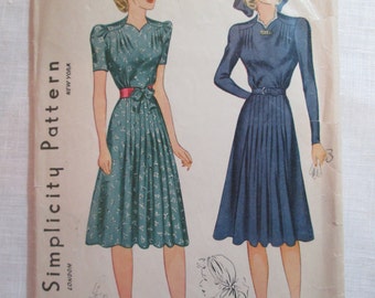 Antique 1940 Simplicity Pattern #3384 - size 36" Bust