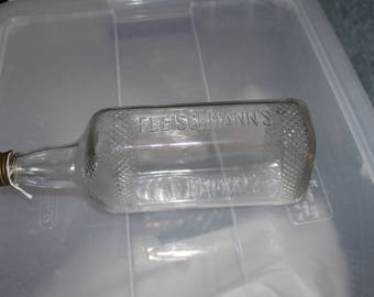 Vintage Fleischmanns Whiskey Clear Glass Bottle with Cap, 4/5 quart, Original Cap, Great Vintage Condition, For Collectors Great Find