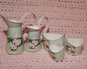 Miniatures,dollhouse.Set of pots and pans