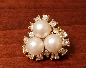Vintage Faux Pearl and Rhinestone Lapel Pin