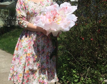Vintage Floral Cotton Dress with Full Skirt