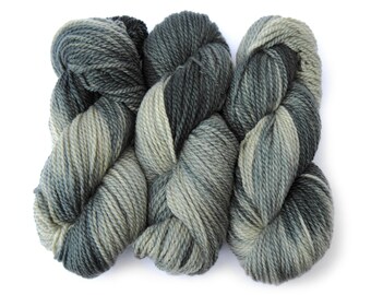Awesome Aran hand-dyed superwash British pure wool knitting yarn 100g - ‘Iskald' blue-grey